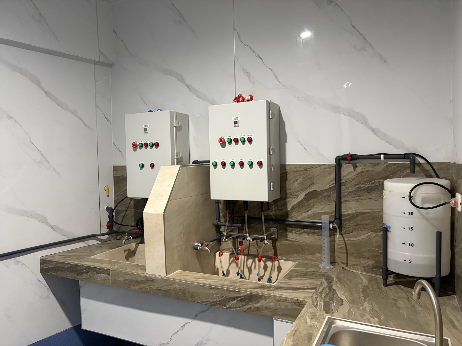 Inside a client dialysis center built by OmniCare